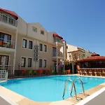 Aparthotel Burak Apart