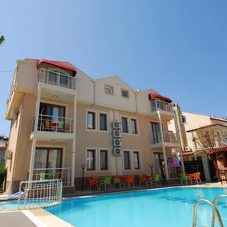 Apartahotel Burak Apart *