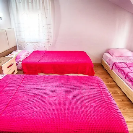 Aparthotel Burak Apart *