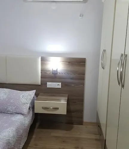Burak Apart فتحية