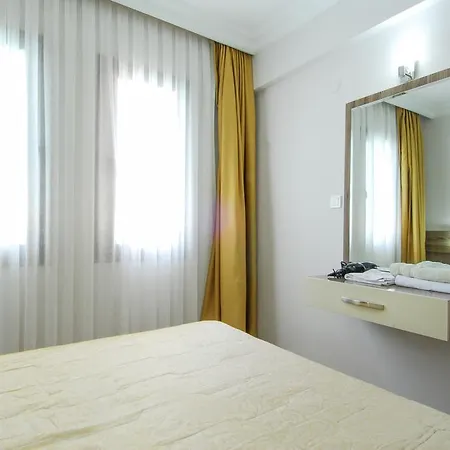 Burak Apart フェティエ