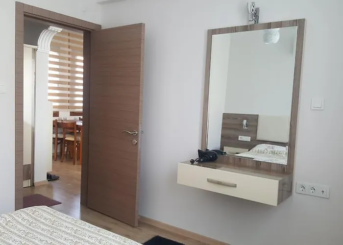 Aparthotel Burak Apart *