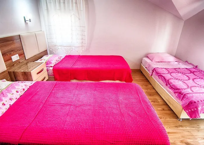 Aparthotel Burak Apart *